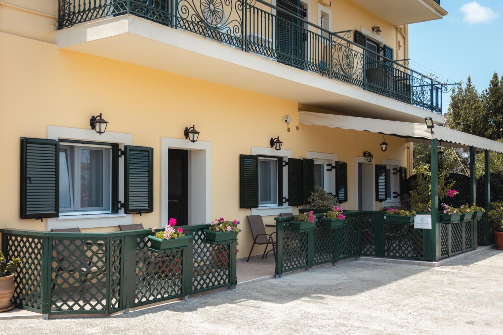 Nostalgia Corfu Town Apartments Exterior photo